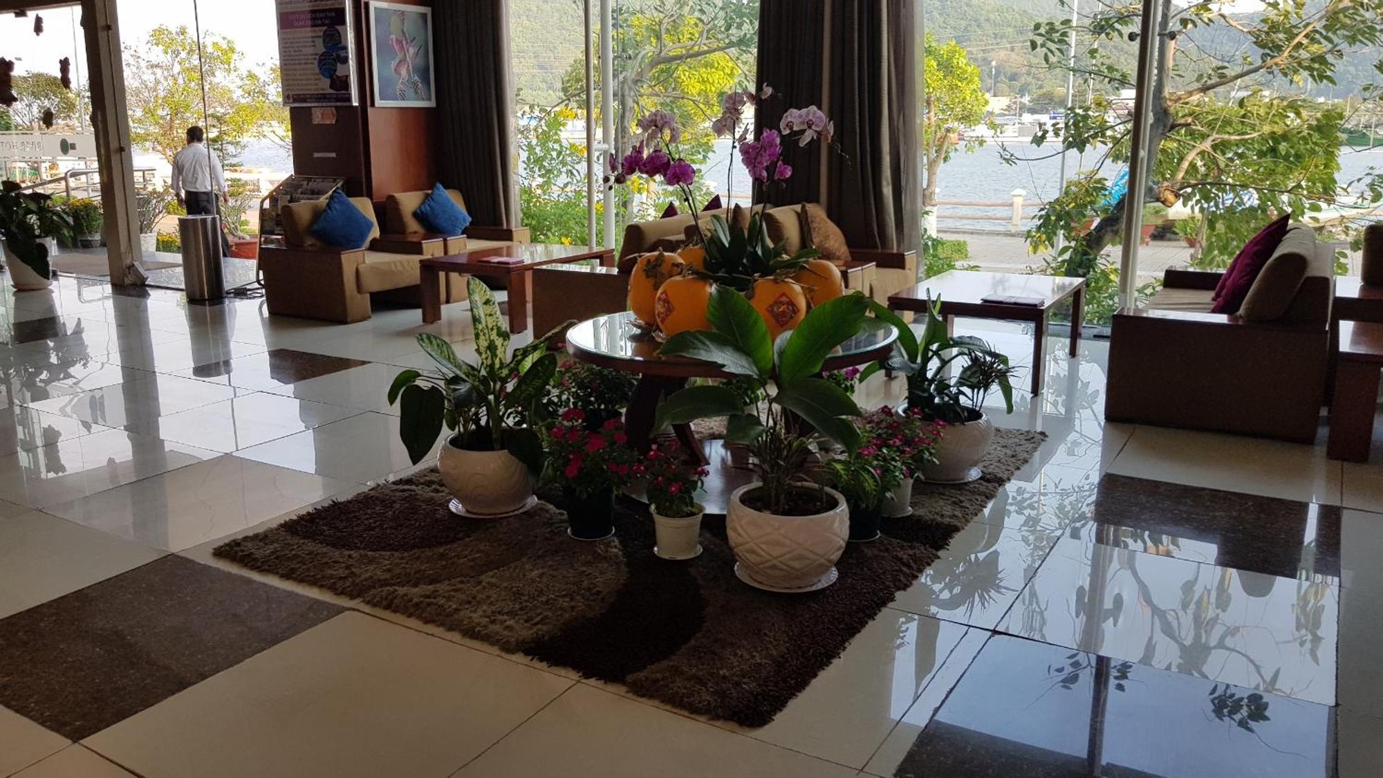River Hotel Ha Tien Bagian luar foto